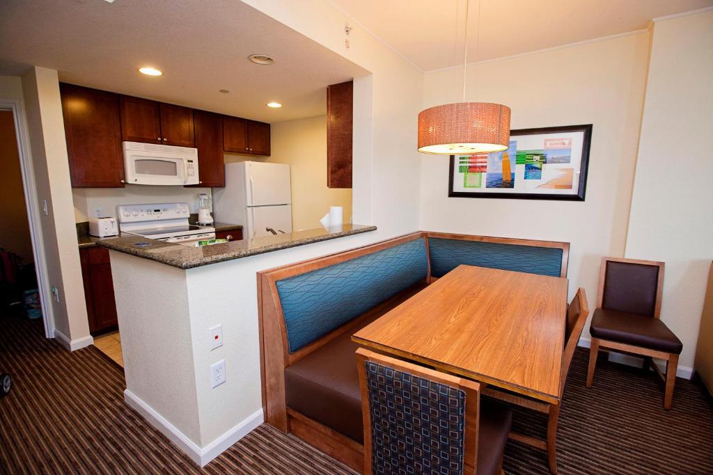 Club Wyndham Oceanside Pier Resort Exterior foto